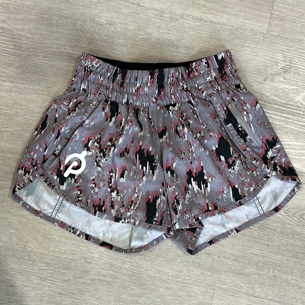 Lululemon x peloton womens collab printed shorts